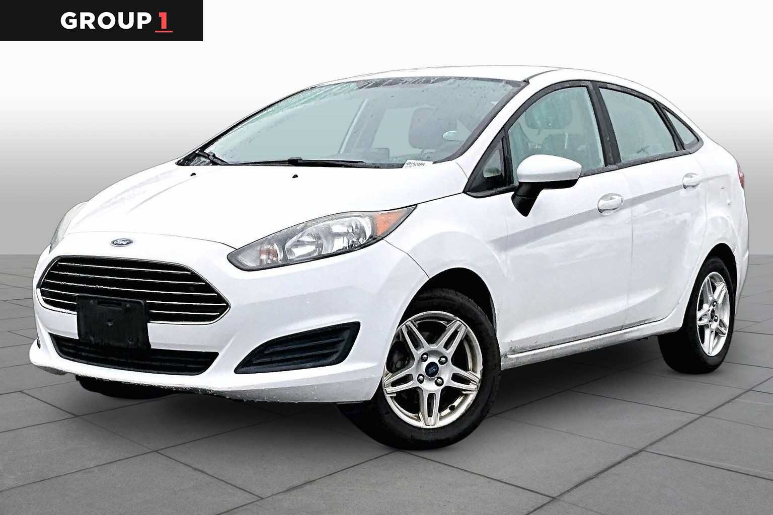 Used 2017 Ford Fiesta SE FWD image 1
