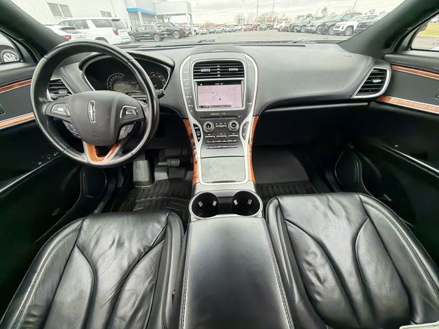 Used 2017 Lincoln MKX Reserve w/ Lincoln MKX Climate Package image 22