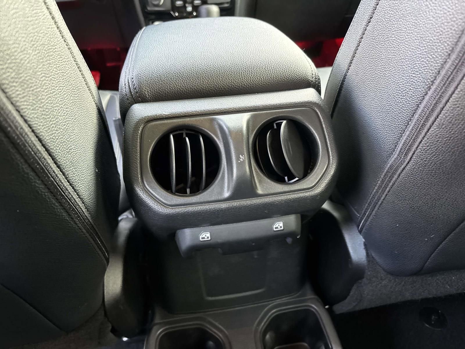 Used 2021 Jeep Wrangler Unlimited Sport image 33