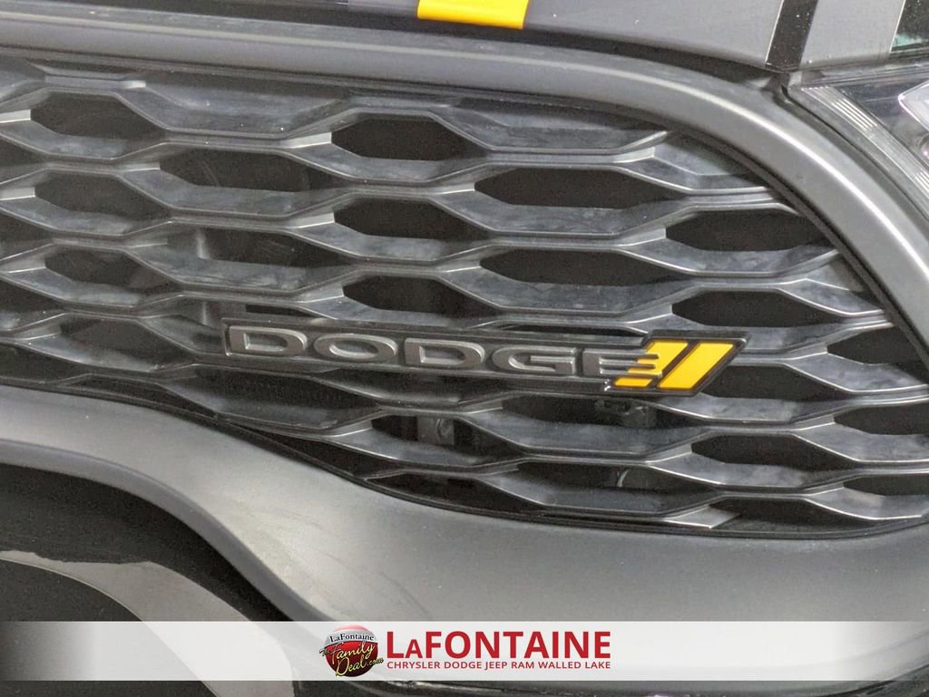 Certified 2023 Dodge Durango R/T w/ Hemi Orange Plus Package image 9