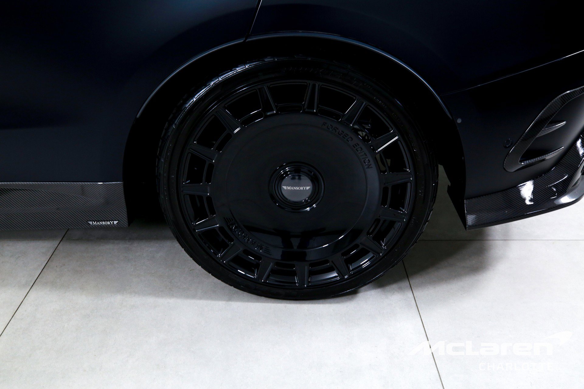 Used 2025 Land Rover Range Rover Sport SV Edition Two image 33