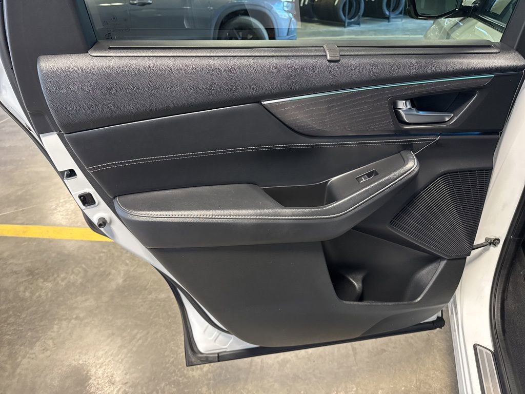 Used 2022 Acura MDX SH-AWD w/ Advance Package image 28