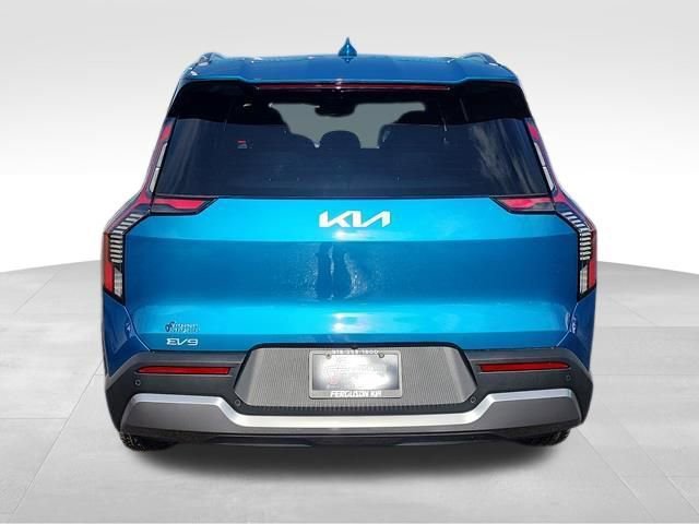 New 2026 Kia EV9 Wind AWD/4WD image 4