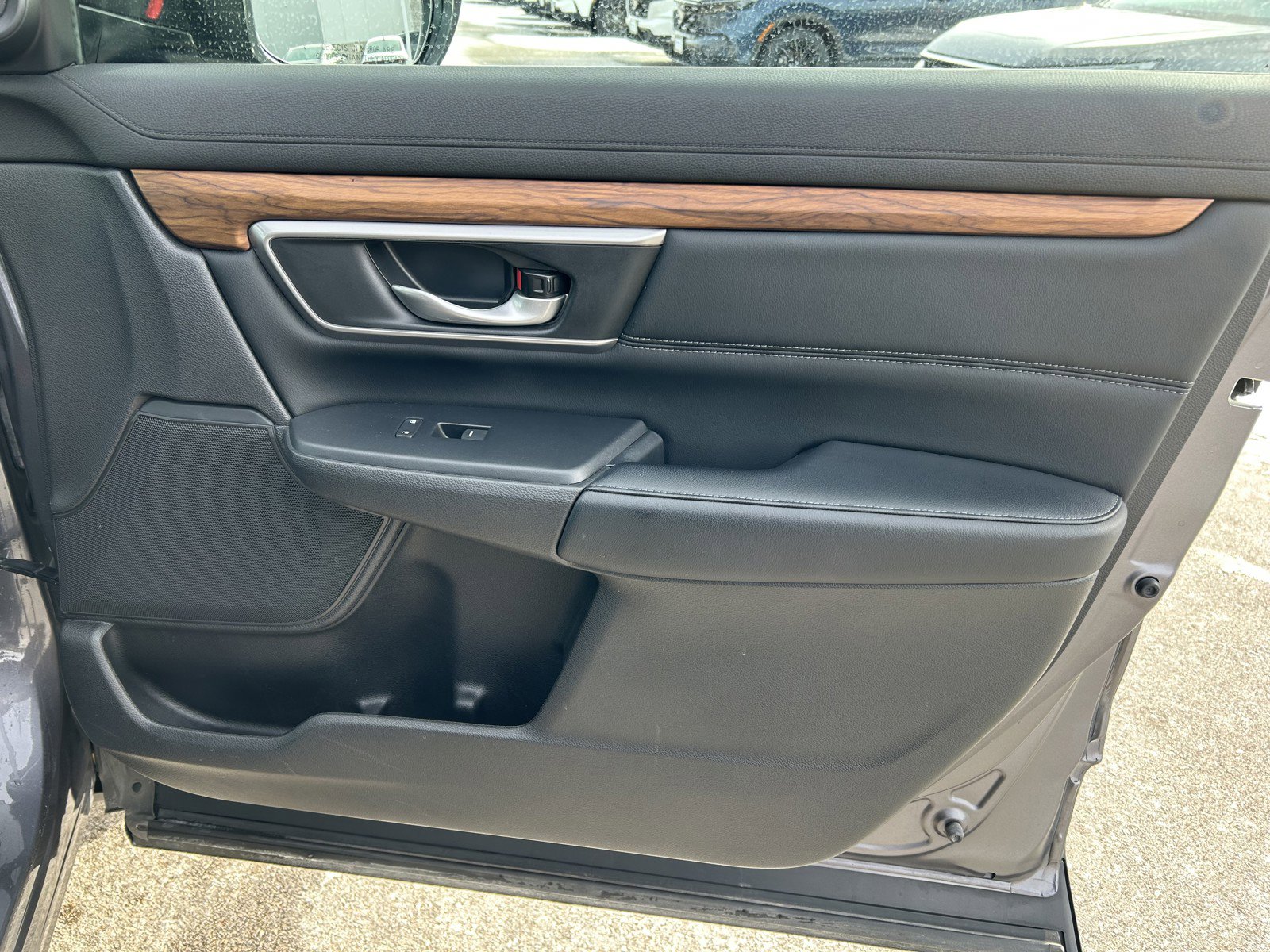 Used 2020 Honda CR-V Touring image 18