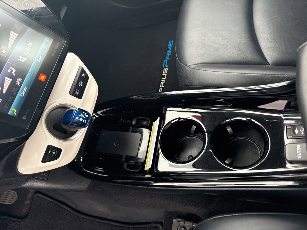 Used 2017 Toyota Prius Prime Advanced w/ Carpet Mat Package image 20