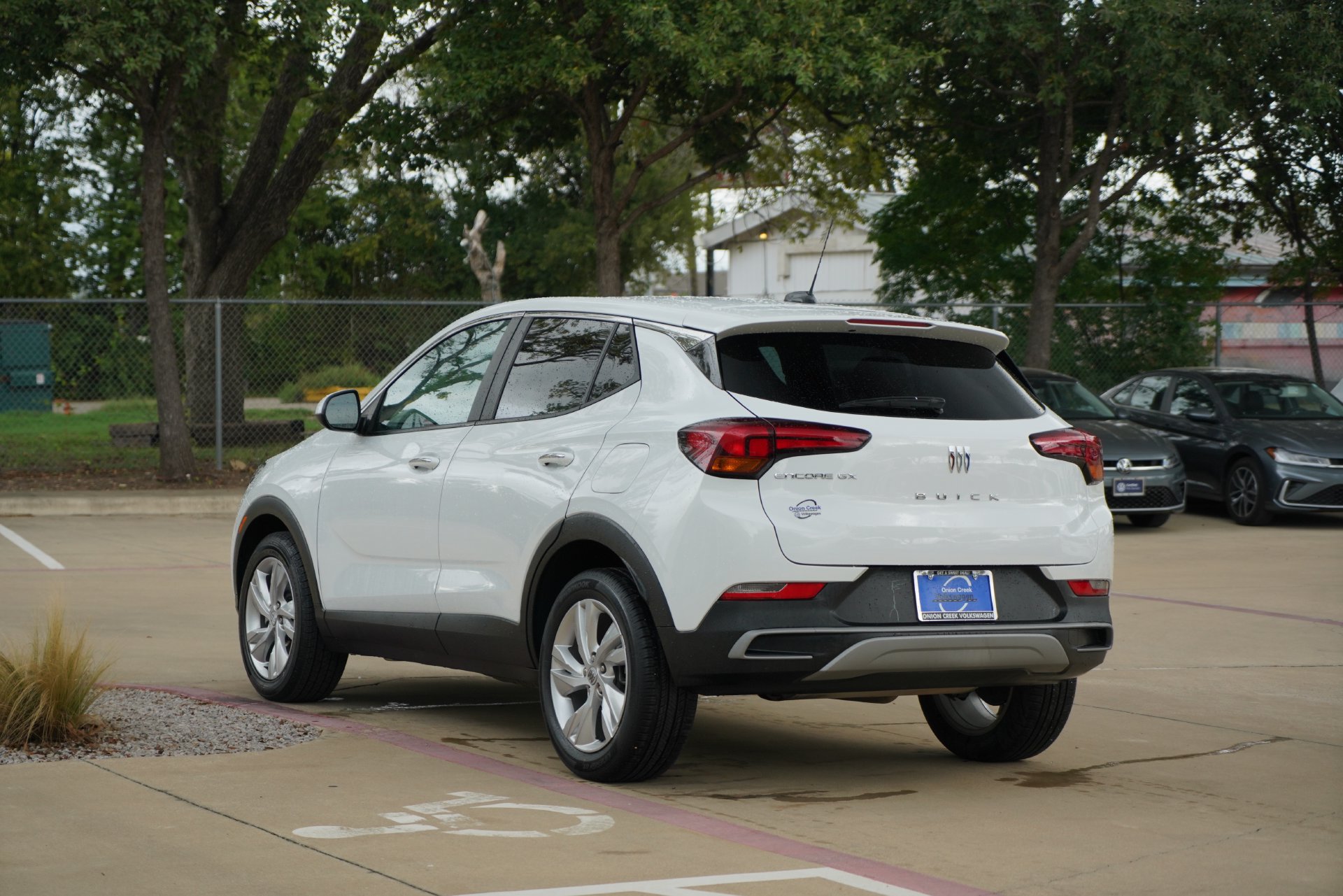 Used 2024 Buick Encore GX Preferred FWD image 6