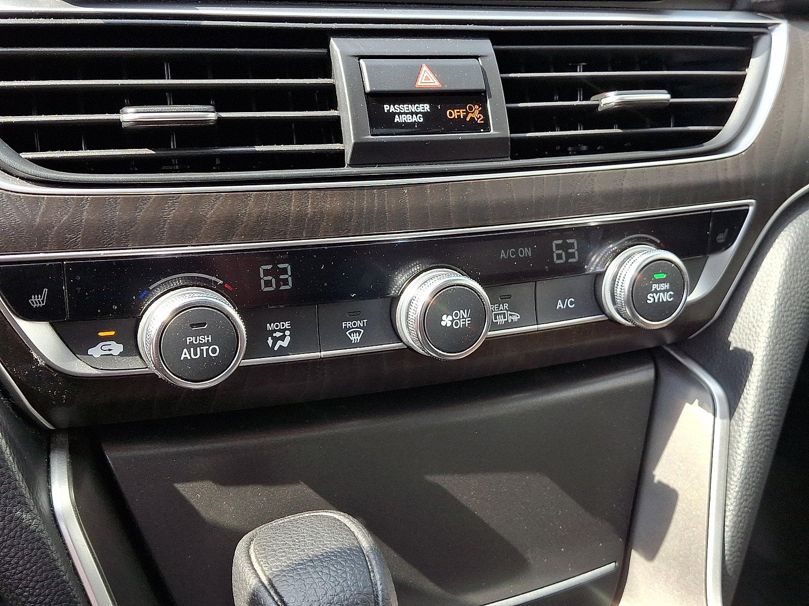 Used 2019 Honda Accord EX image 17