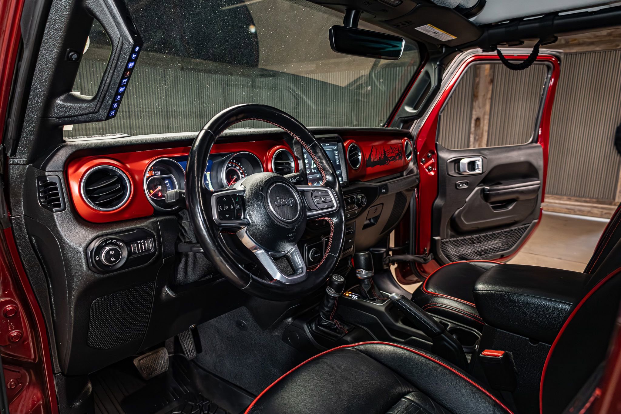 Used 2021 Jeep Gladiator Rubicon AWD/4WD image 17