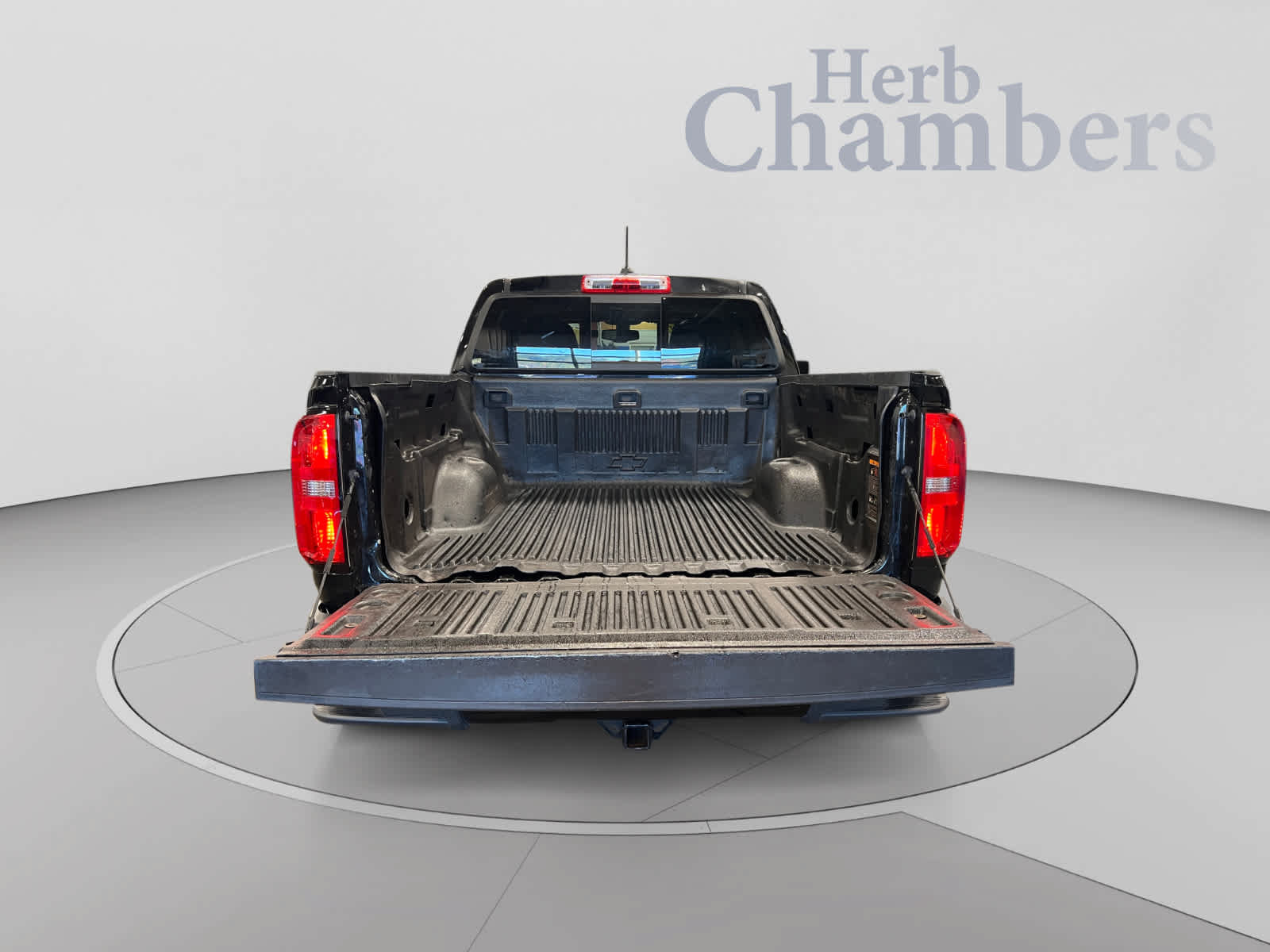 Used 2021 Chevrolet Colorado Z71 AWD/4WD image 7