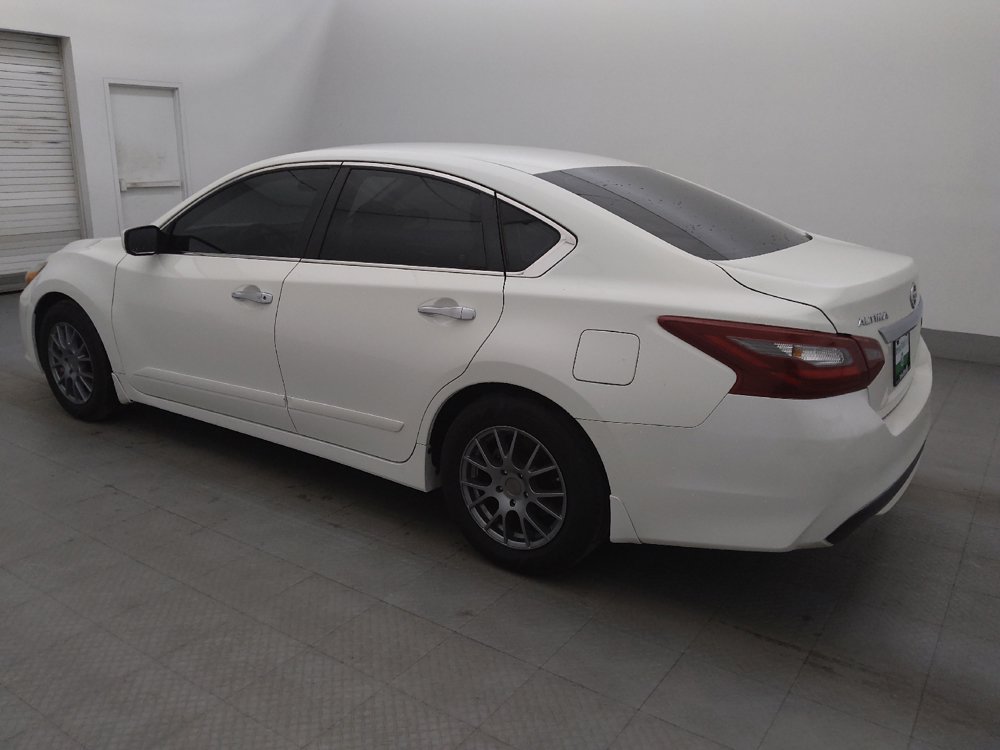 Used 2018 Nissan Altima 2.5 S w/ S Convenience Package FWD image 3