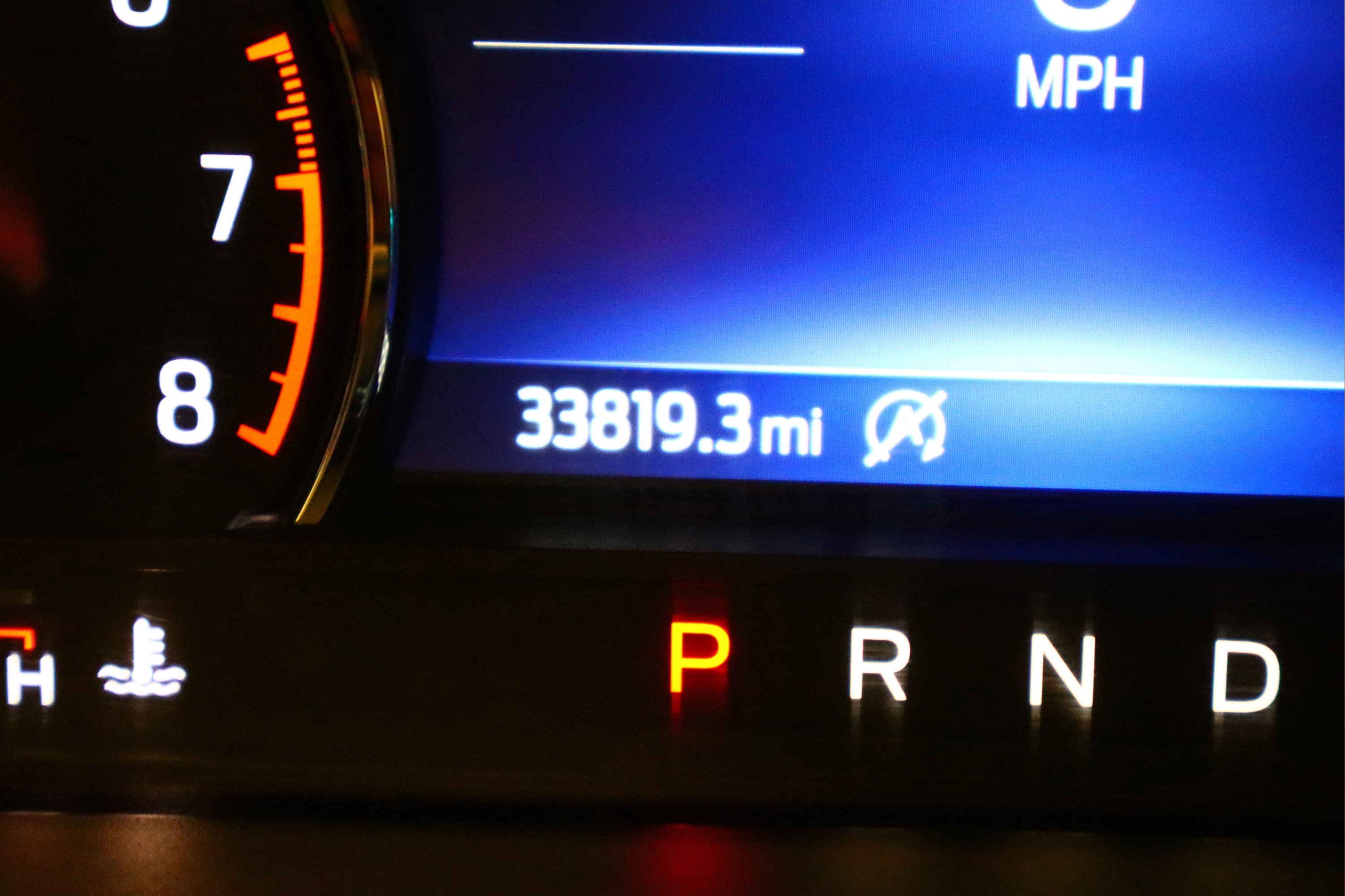 Used 2024 Ford Explorer XLT w/ Equipment Group 202A image 14