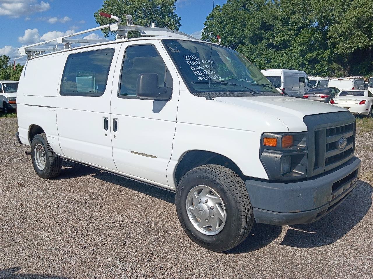 Used 2013 Ford E-250 and Econoline 250 w/ Commercial Cargo Van Pkg RWD image 3