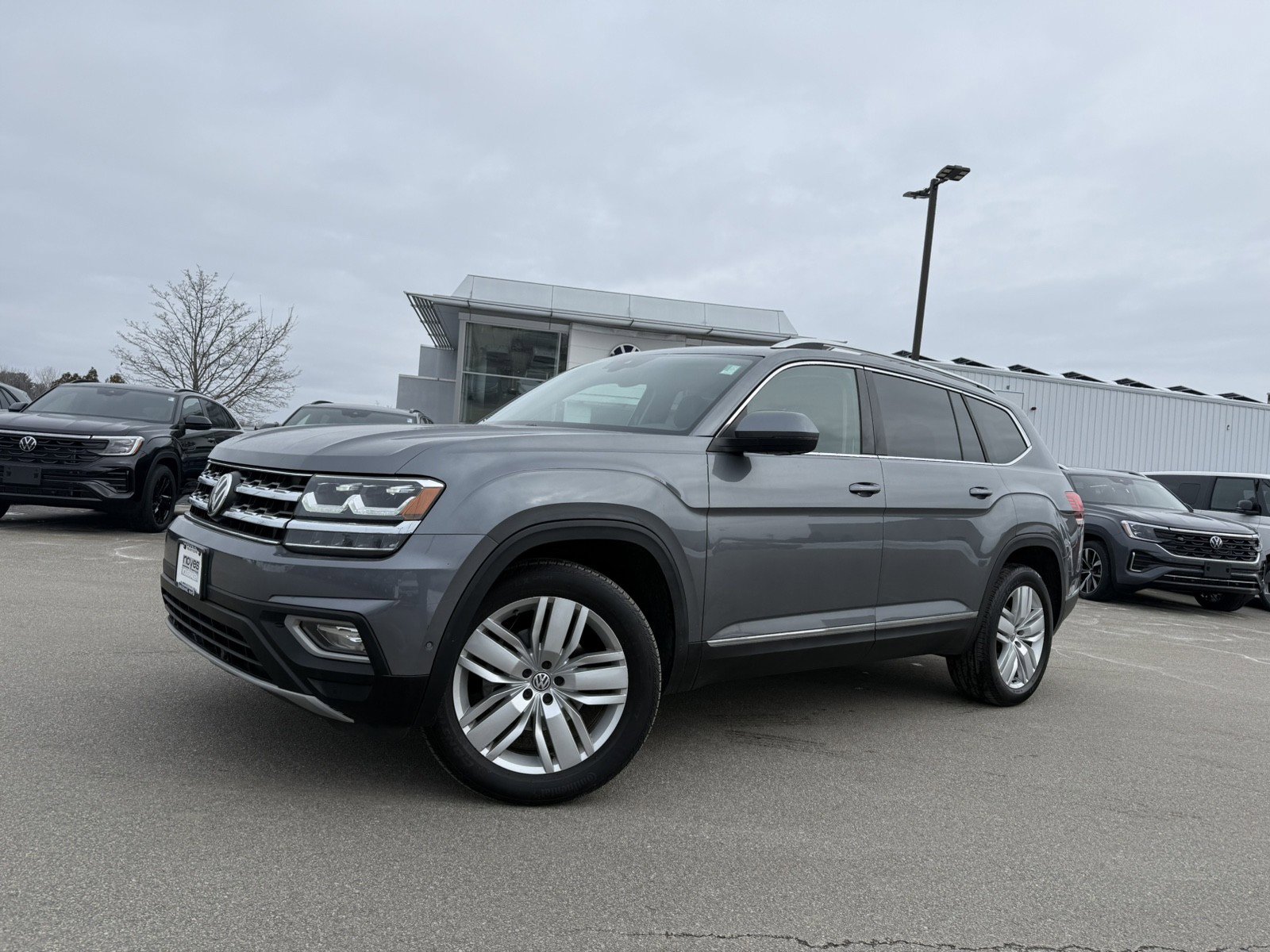 Used 2019 Volkswagen Atlas SEL Premium AWD/4WD image 1