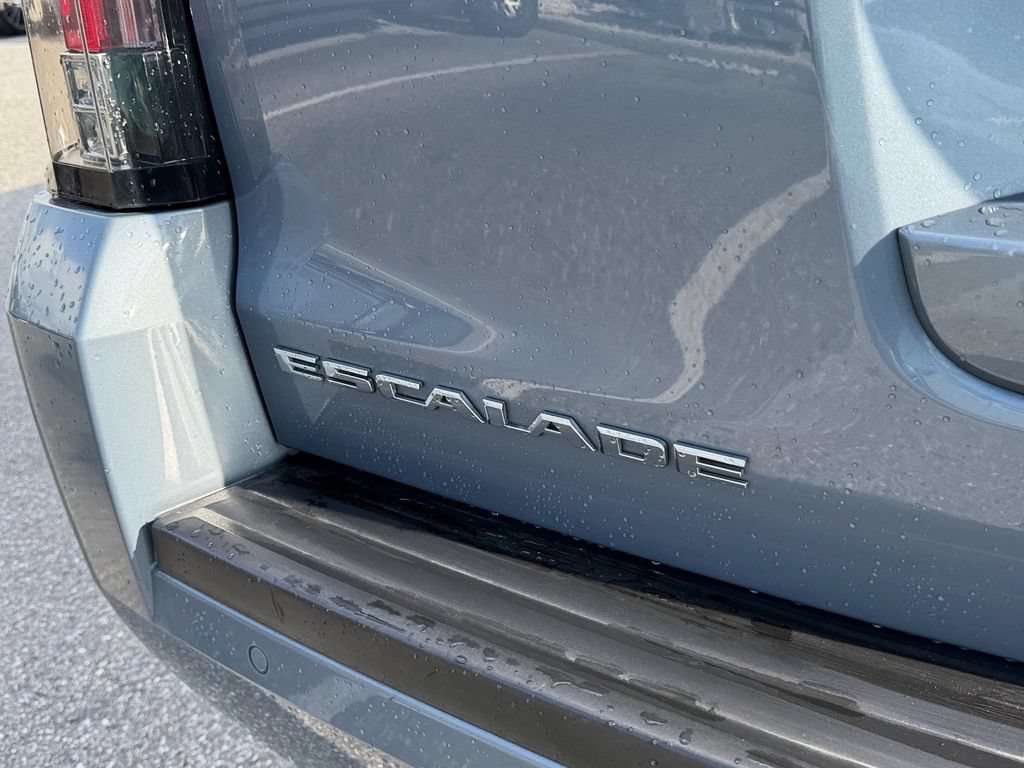 Used 2016 Cadillac Escalade Premium AWD/4WD image 16