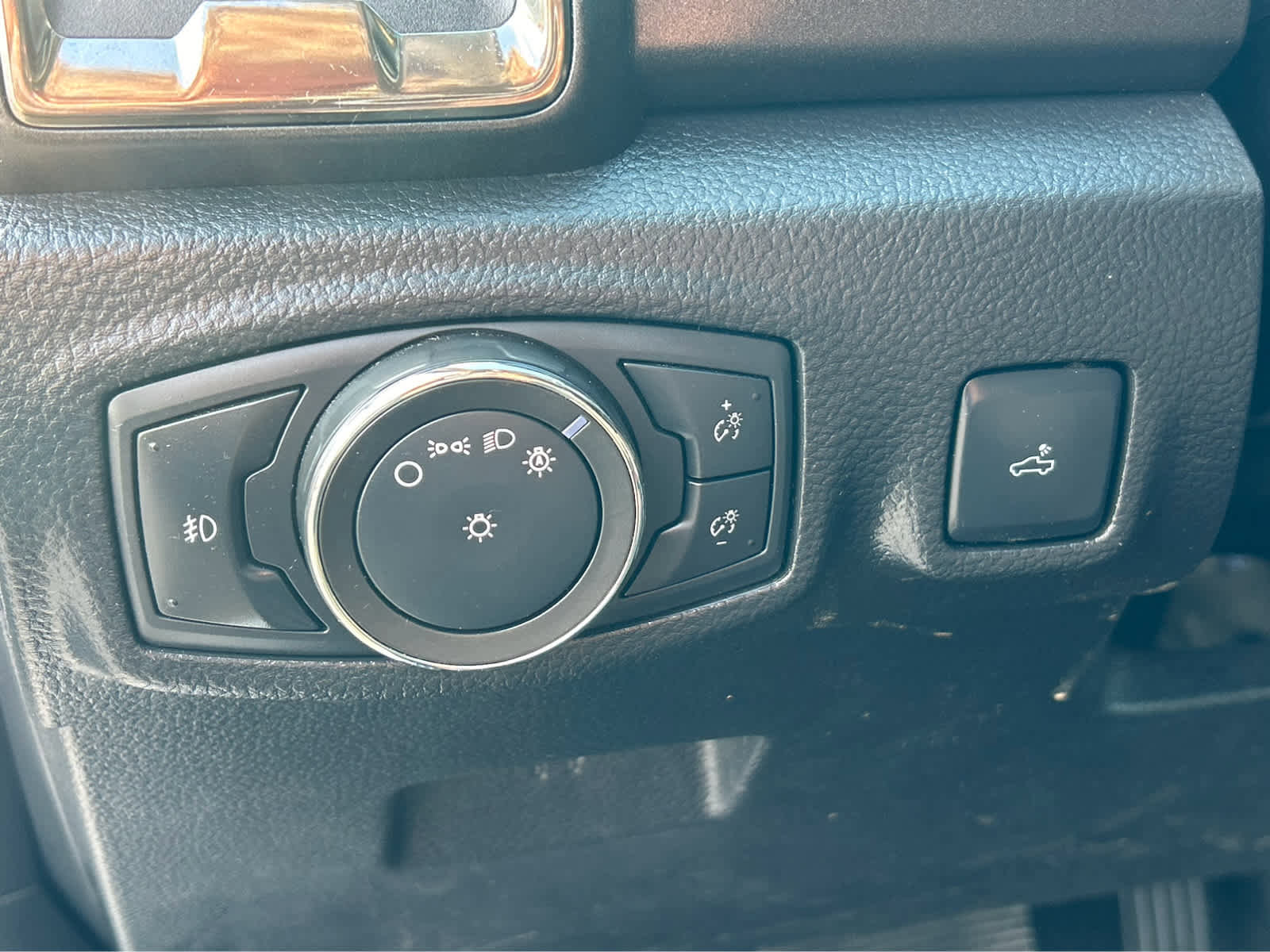 Used 2022 Ford Ranger XLT w/ Equipment Group 302A High image 19