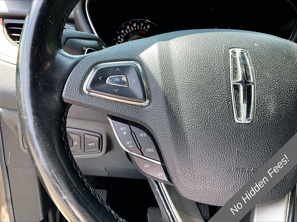 Used 2017 Lincoln MKC Select w/ Select Plus Package AWD/4WD image 16