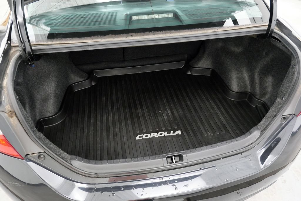 Used 2016 Toyota Corolla L FWD image 31