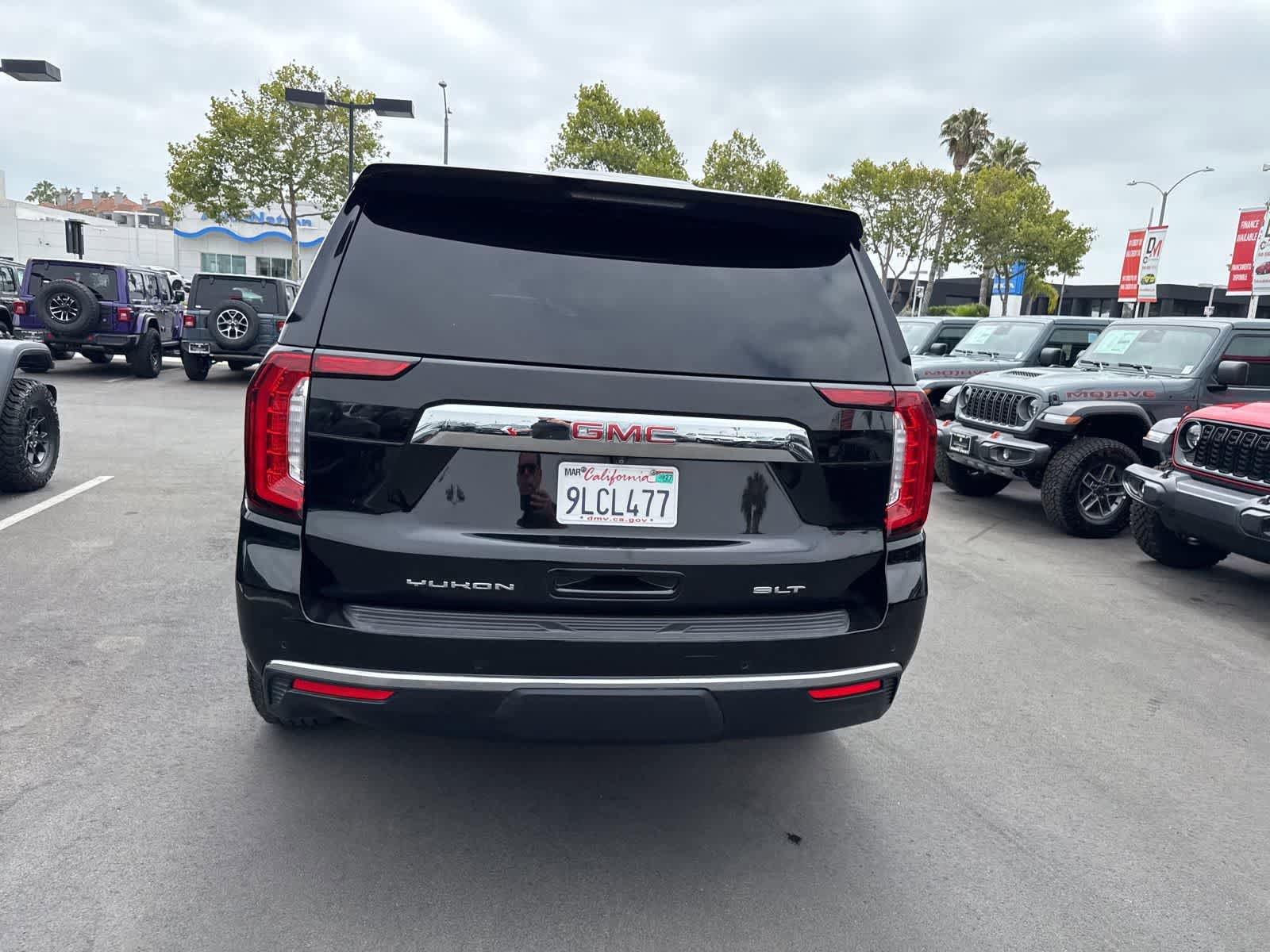 Used 2021 GMC Yukon SLT AWD/4WD image 19