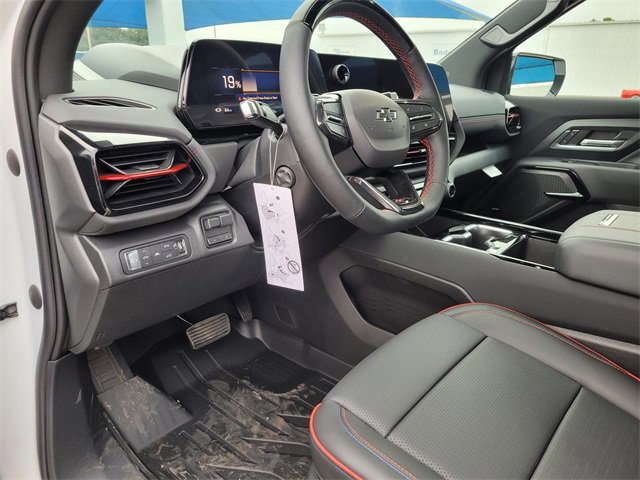 New 2024 Chevrolet Silverado EV RST image 9
