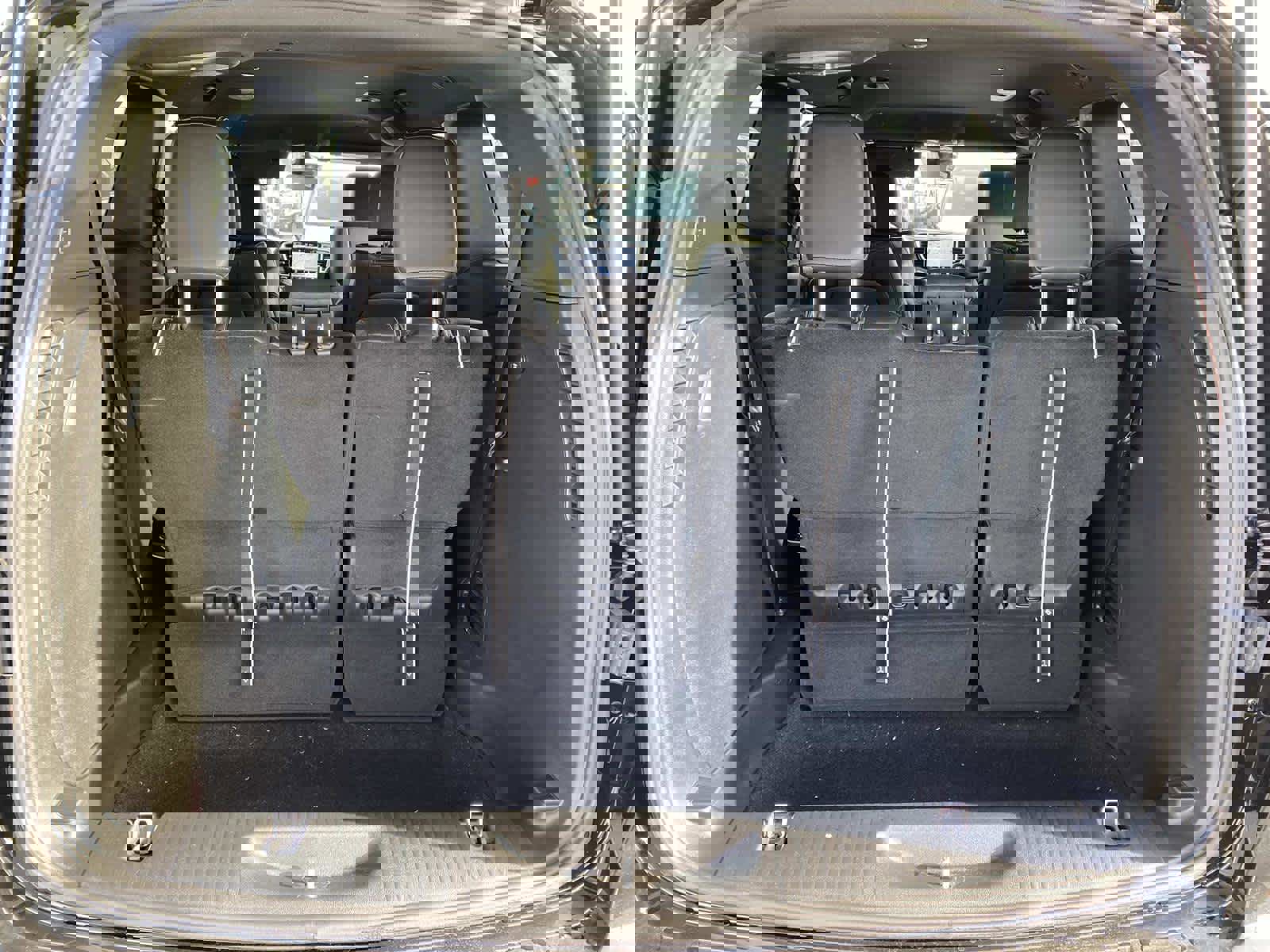 New 2026 Chrysler Voyager LX FWD image 5