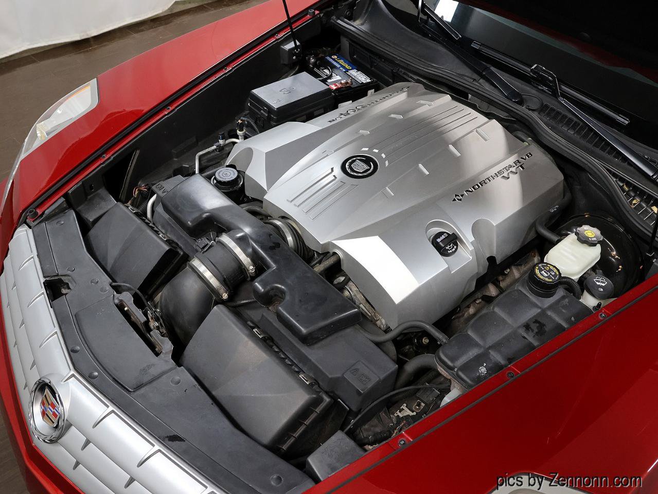 Used 2008 Cadillac XLR RWD image 33