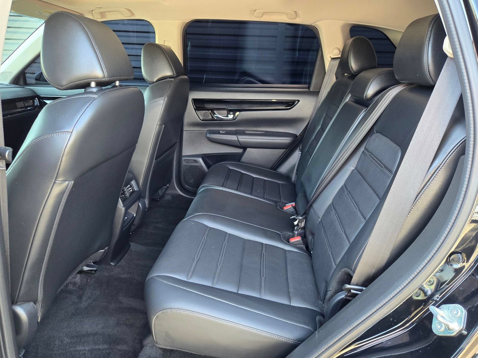 Used 2024 Honda CR-V EX-L image 10
