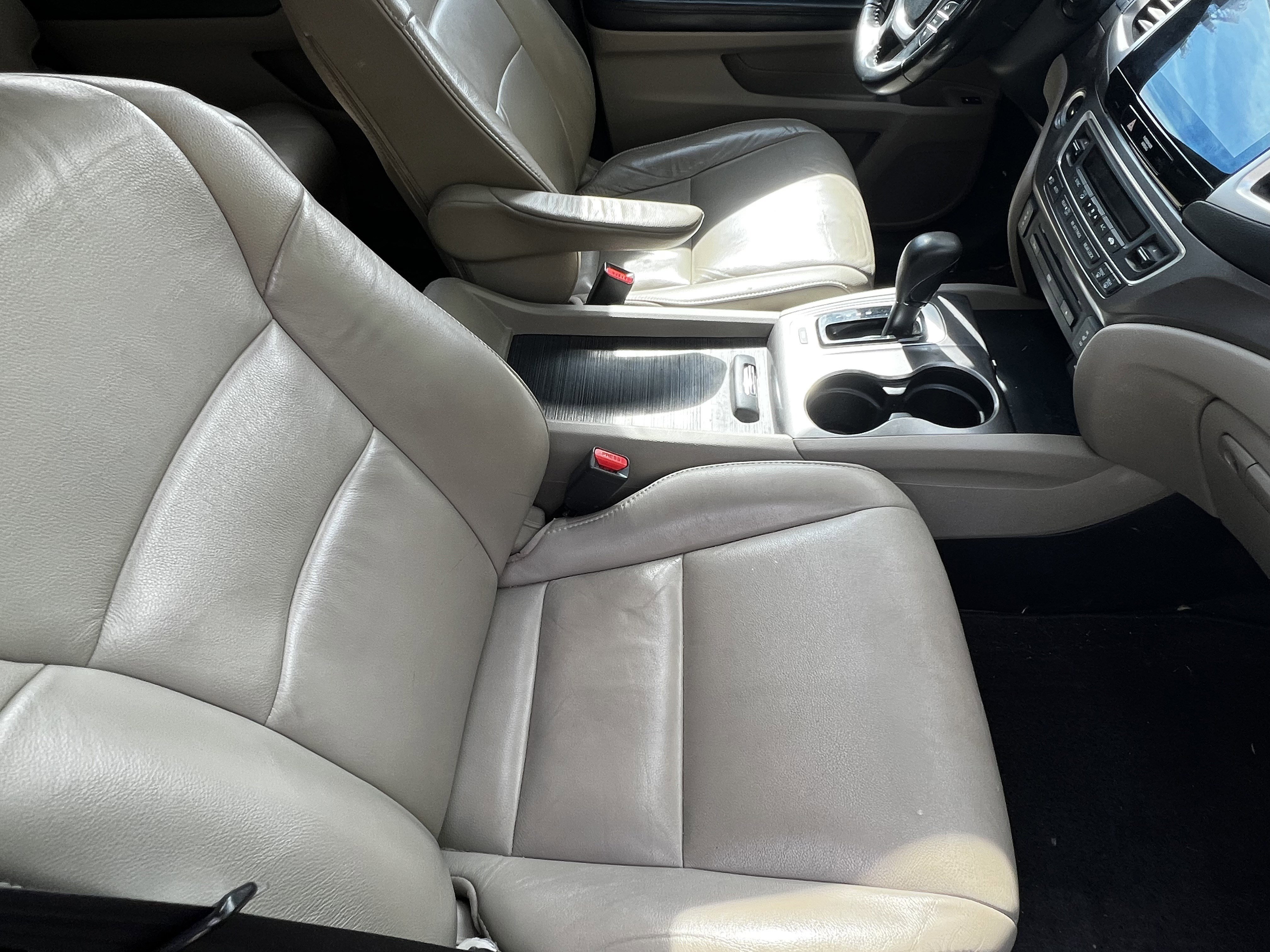 Used 2016 Honda Pilot EX-L image 44