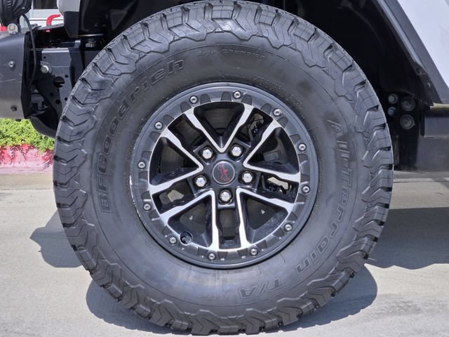 Certified 2026 Jeep Wrangler Unlimited Rubicon AWD/4WD image 14
