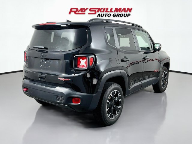 Used 2023 Jeep Renegade Trailhawk AWD/4WD image 7