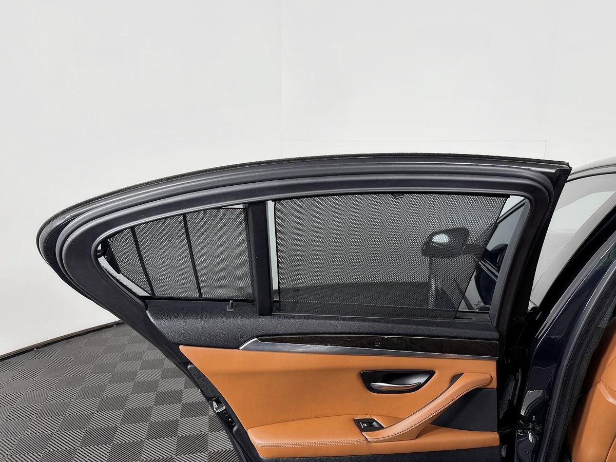 Used 2014 BMW 535d Sedan RWD image 36