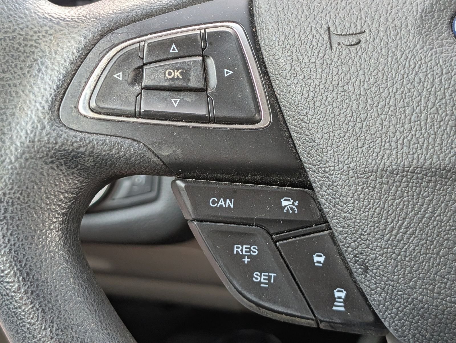 Used 2019 Ford Escape SE FWD image 22