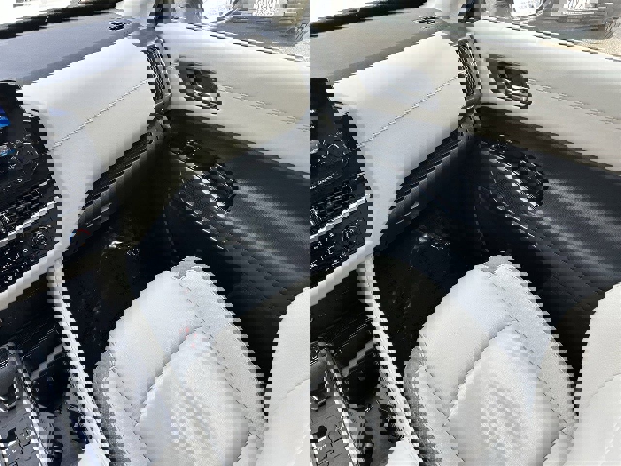 Certified 2023 Nissan Pathfinder SL image 19