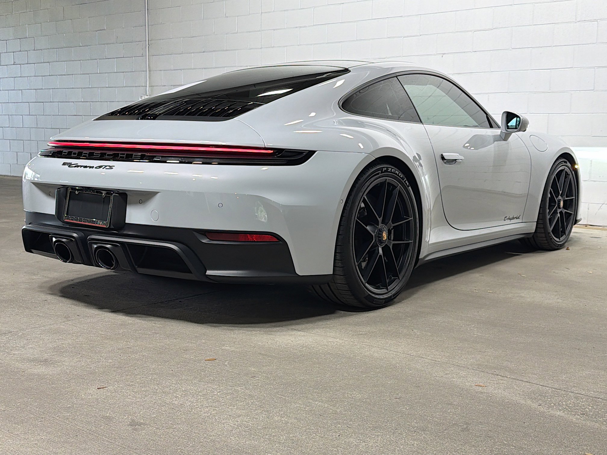 Certified 2025 Porsche 911 Carrera 4 GTS AWD/4WD image 7
