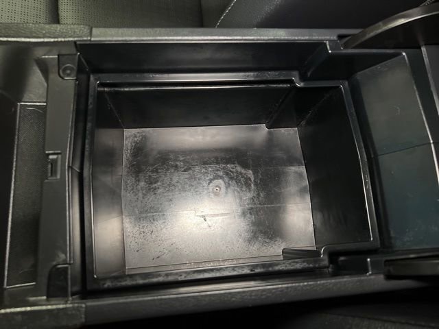 Used 2023 Subaru Solterra AWD image 27