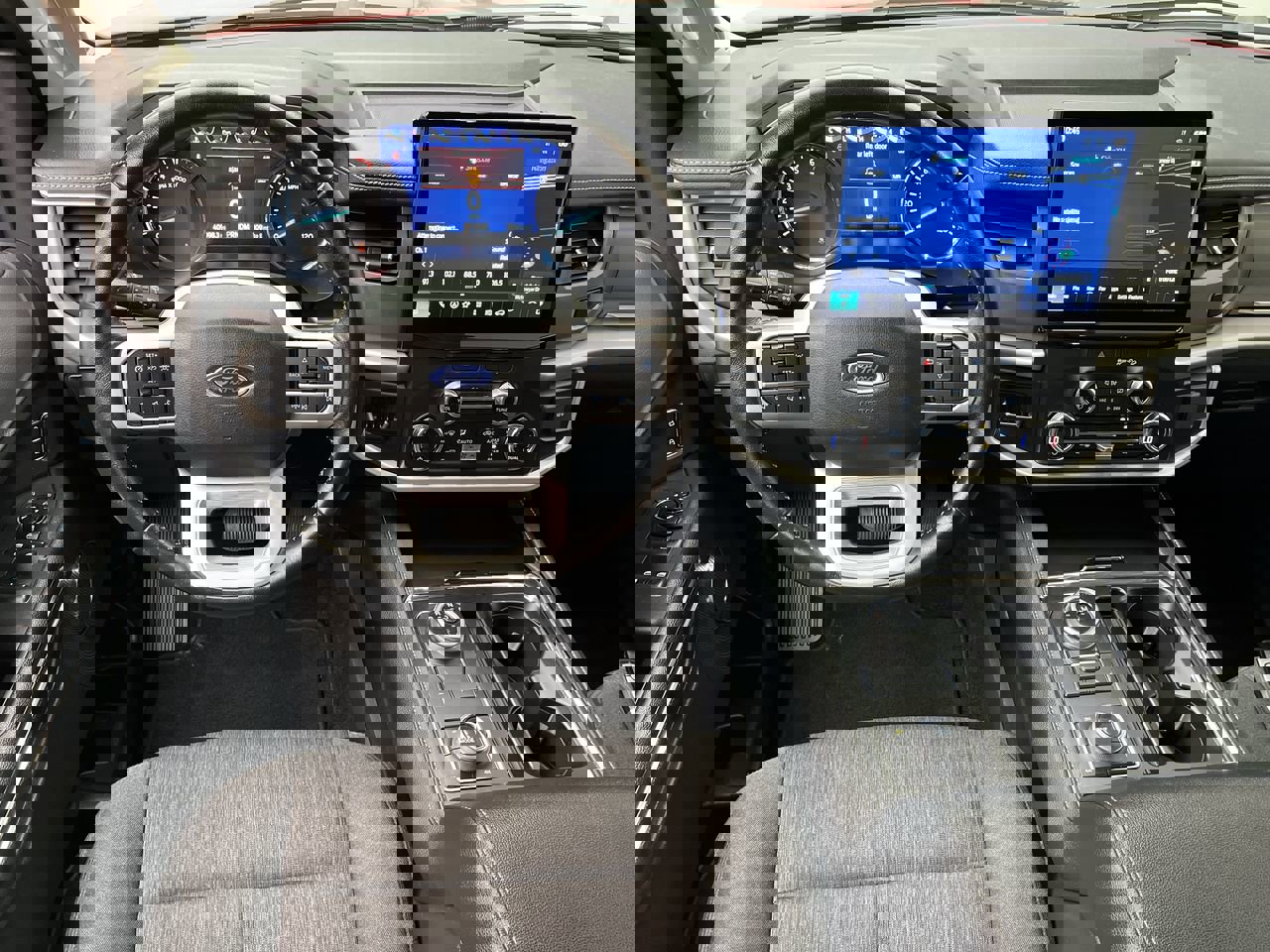 Used 2022 Ford Expedition XLT image 14