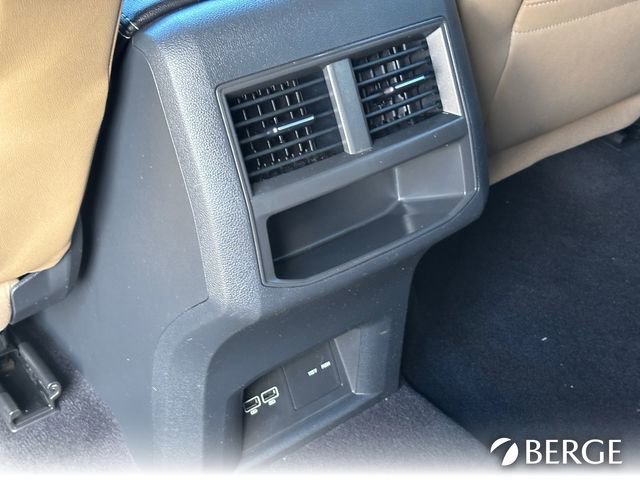 Used 2020 Volkswagen Atlas Cross Sport SEL image 18