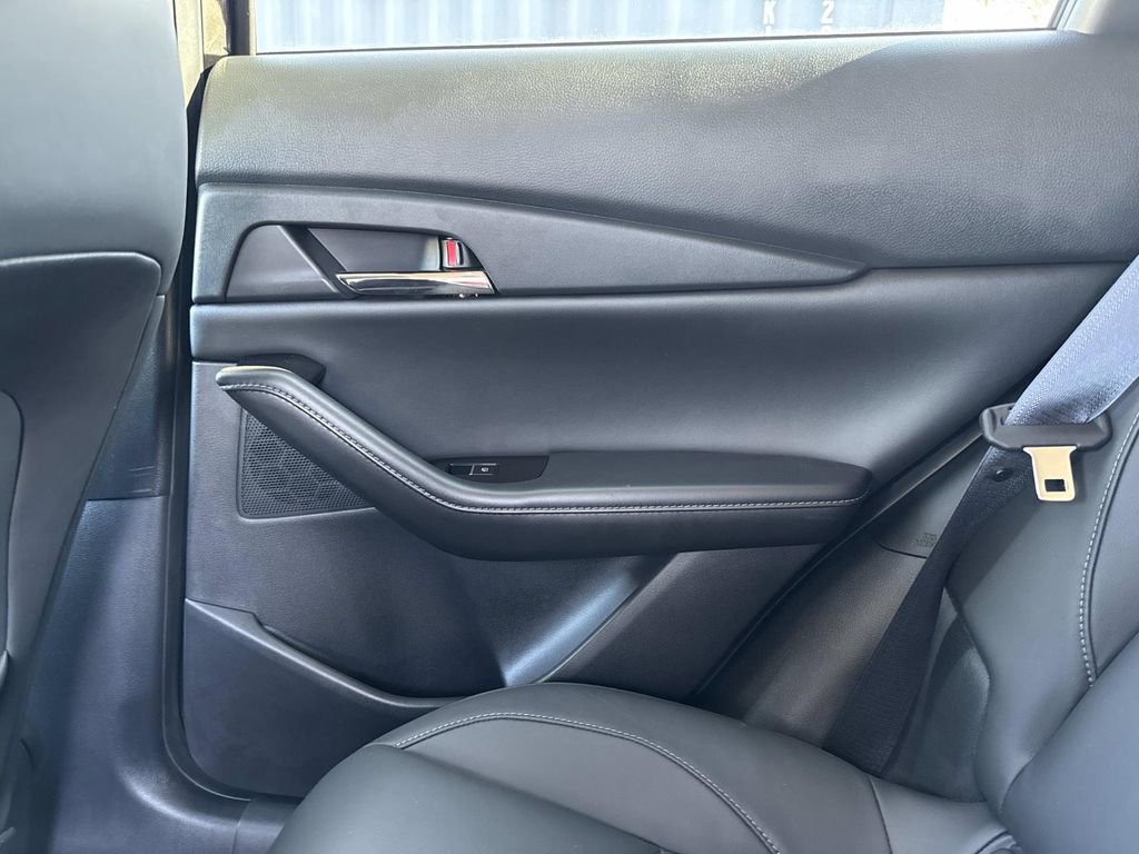 Certified 2023 MAZDA CX-30 AWD 2.5 S w/ Preferred Package image 22