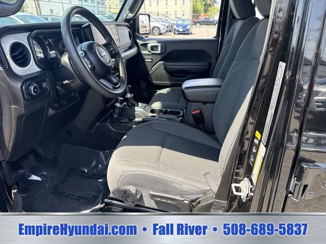 Used 2024 Jeep Wrangler Unlimited Sport AWD/4WD image 18