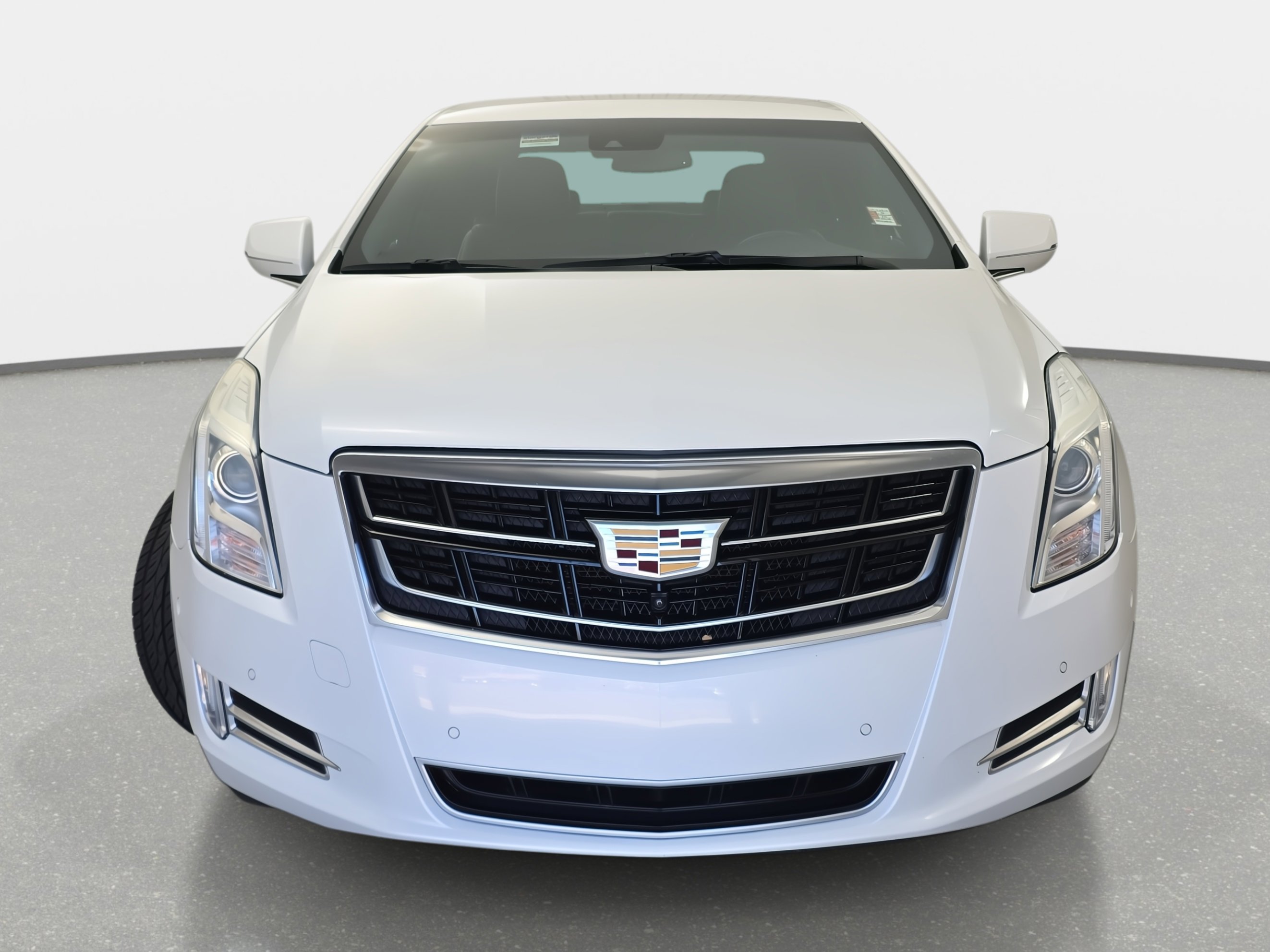 Used 2016 Cadillac XTS Luxury w/ Driver Awareness Package image 2