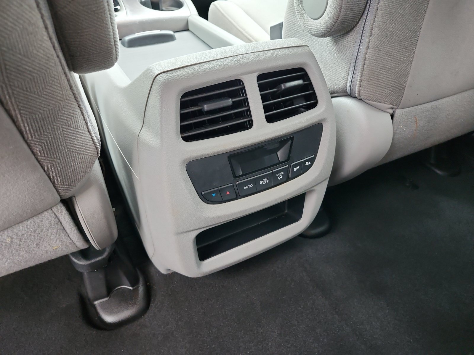Used 2020 Honda Pilot EX image 16
