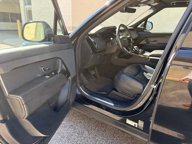 Used 2023 Land Rover Range Rover Sport SE AWD/4WD image 7
