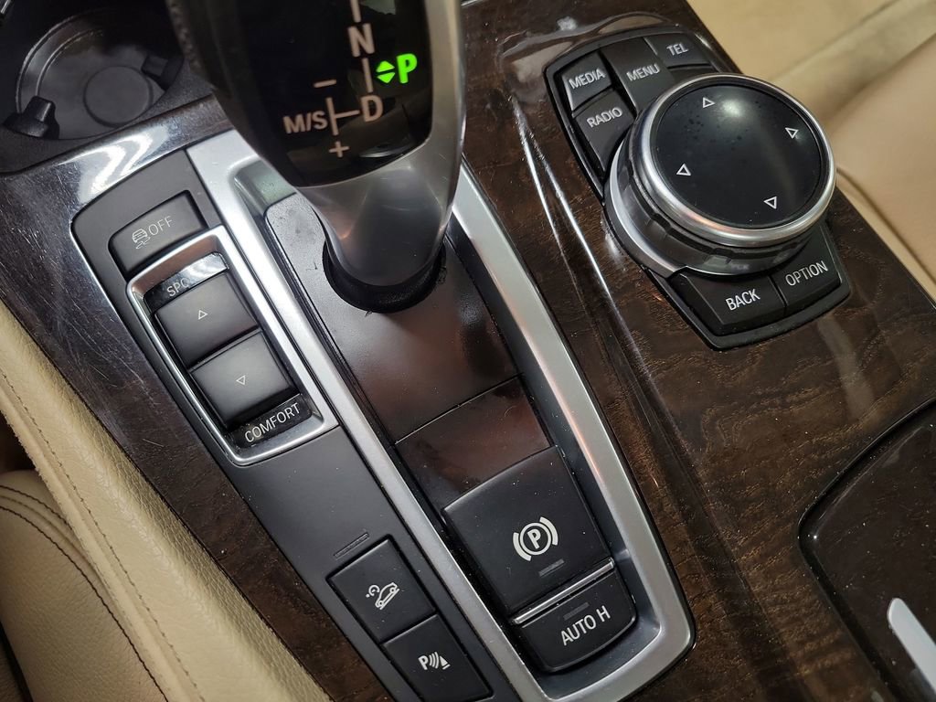 Used 2014 BMW 535i xDrive Sedan image 17