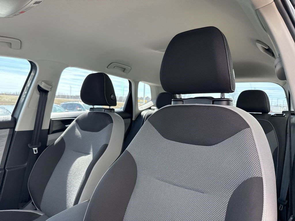 Used 2023 Volkswagen Taos S w/ IQ Drive S Package image 7