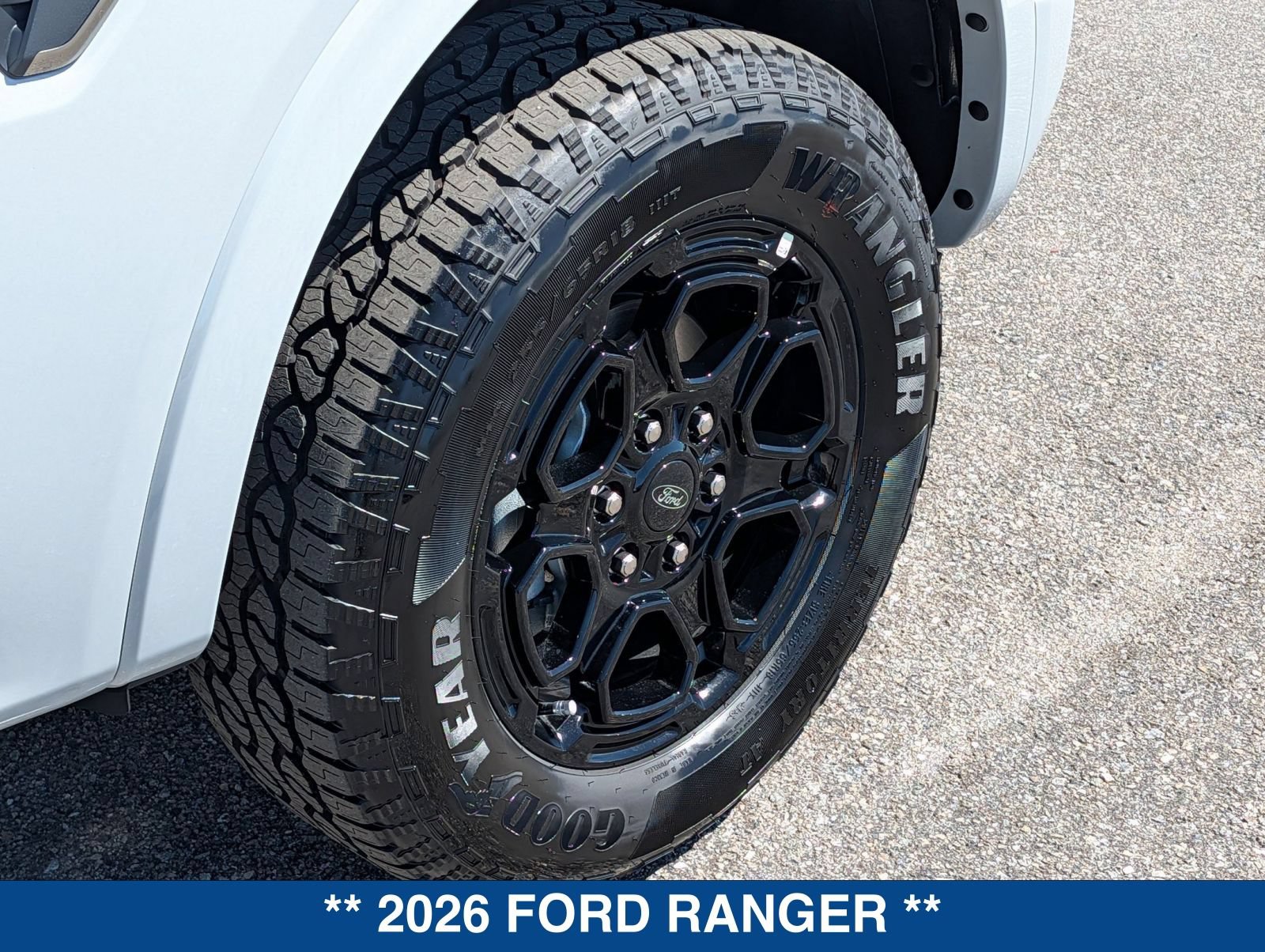 New 2026 Ford Ranger Lariat w/ FX4 Off-Road Package AWD/4WD image 13