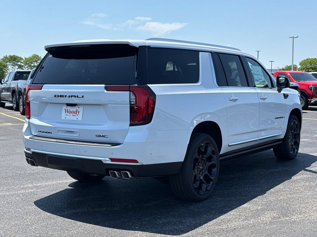New 2026 GMC Yukon XL Denali w/ Denali Reserve Package AWD/4WD image 9