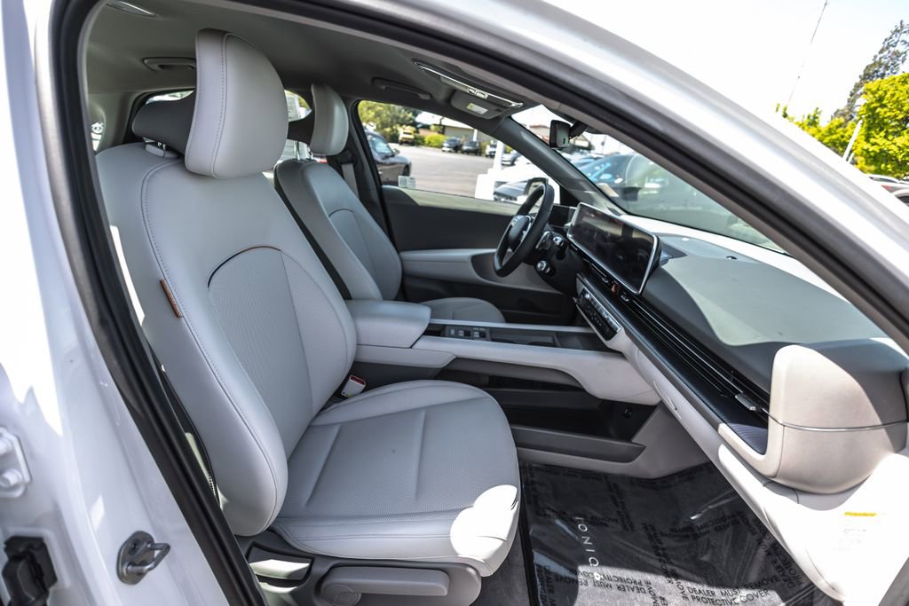 Used 2024 Hyundai Ioniq 6 SEL AWD/4WD image 25