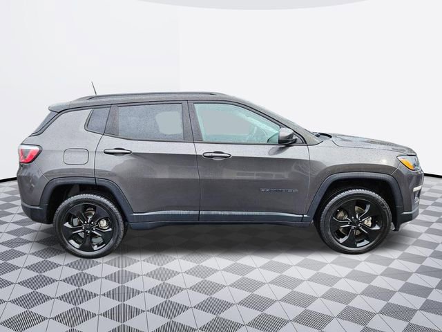 Used 2018 Jeep Compass Latitude AWD/4WD image 7