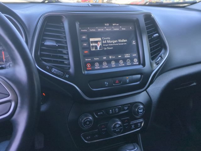 Used 2021 Jeep Cherokee Latitude Lux w/ Comfort/Convenience Group AWD/4WD image 35