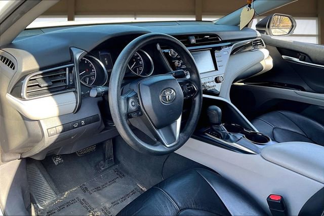 Used 2019 Toyota Camry LE image 14