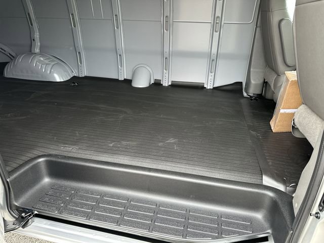 New 2026 GMC Savana 2500 Extended w/ Driver Convenience Package RWD image 26